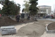 PROSEČNA PLATA U OPŠTINI KLADOVO 45.787 DINARA