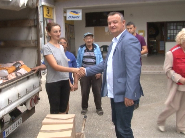 VELESNICA PAKETI