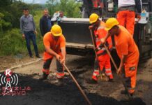 ASFALTIRAN DEO LOKALNOG PUTA PREMA PETROVOM SELU