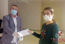 NOVČANE NAGRADE ZA NAJBOLJE ŠKOLARCE