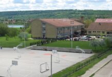 KLADOVSKA SREDNJA ŠKOLA PONUDILA 150 SLOBODNIH MESTA /VIDEO/