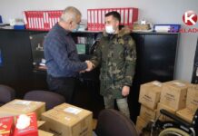ALEKSANDAR AREŽINA DONIRAO 5000 PARI RUKAVICA ZC „KLADOVO“