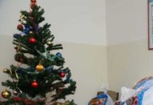 CRVENI KRST DARIVAO NOVOGODIŠNJE PAKETIĆE