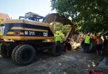 GRADI SE FEKALNA KANALIZACIJA U KLADOVSKOM NASELJU RIT