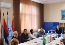 ZASEDALI OPŠTINSKI VEĆNICI