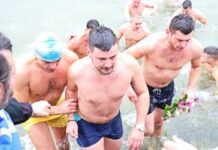 PLIVANJE ZA ČASNI KRST U KLADOVU