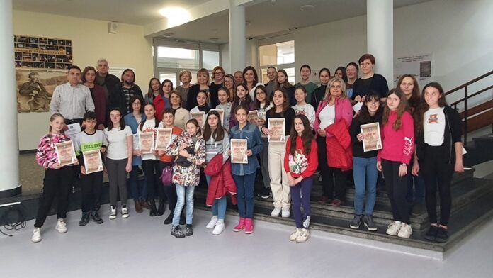 srpski, okruzno, foto os vuk kladovo