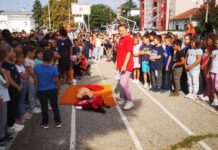 CRVENI KRST KLADOVO OBELEŽIO DAN PRUŽANJA PRVE POMOĆI /VIDEO/