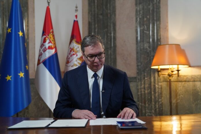 ALEKSANDAR VUÈIÆ