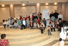 UNIJA POSLODAVACA KLADOVO MALIŠANIMA DARIVALA NOVOGODIŠNJE PAKETIĆE