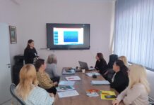 OBUKA ZA ŠEST GERENTODOMAĆICA