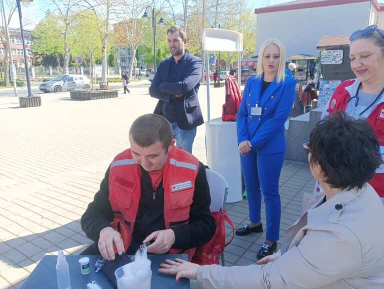 CRVENI KRST KLADOVO OBELEŽAVA SVETSKI DAN ZDRAVLJA