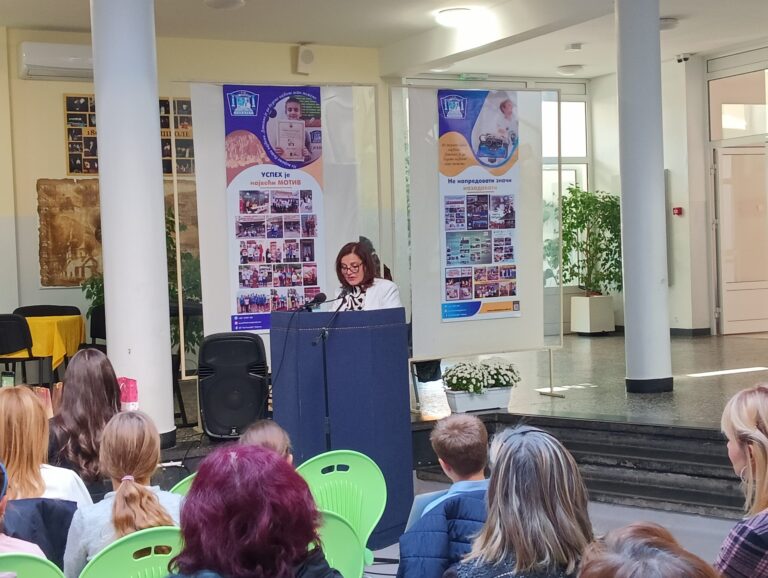 SVEČANOM AKADEMIJOM OBELEŽENO 189 GODINA RADA OŠ „VUK KARADŽIĆ“ U KLADOVU