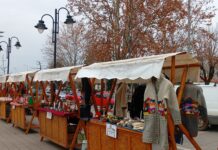 NOVOGODIŠNJI BAZAR U KLADOVU ISPUNIO MISIJU PROMOCIJE RUČNIH RADOVA