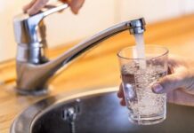 ZBOG HAVARIJE DEO NOVOG NASELJA BEZ VODE ZA PIĆE, EKIPE NA TERNU