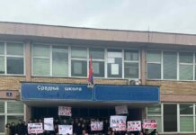 NENASTAVNI DAN U SREDNJOJ ŠKOLI, 15 MINUTA TIŠINE U OSNOVNOJ ŠKOLI U KLADOVU