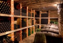 RASPISAN KONKURS ZA BESPOVRATNA SREDSTVA PROIZVOĐAČIMA VINA