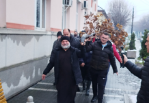 Srpska pravoslavna crkva i vernici danas obeležavaju Badnji dan