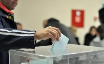 Vanredni parlamentarni izbori u Srbiji biće održani 25. oktobra