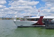 U Kladovu otvorena sezona kruzera