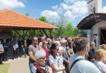 Srpska pravoslavna crkva i vernici praznuju drugi dan Duhova