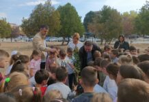Nova generacija prvaka zasadila svoje drvo u školskom parku